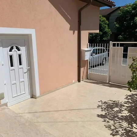 Apartment Gemütliches&geräumiges Mit Balkon Timişoara